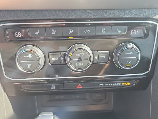 Used 2023 Volkswagen Atlas SEL Premium AWD/4WD image 19