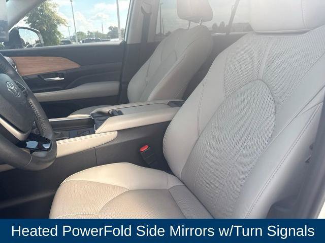 Used 2024 Toyota Grand Highlander FWD image 14