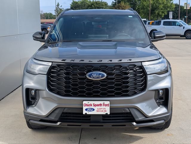 Certified 2025 Ford Explorer ST-Line w/ Premium Package AWD/4WD image 7