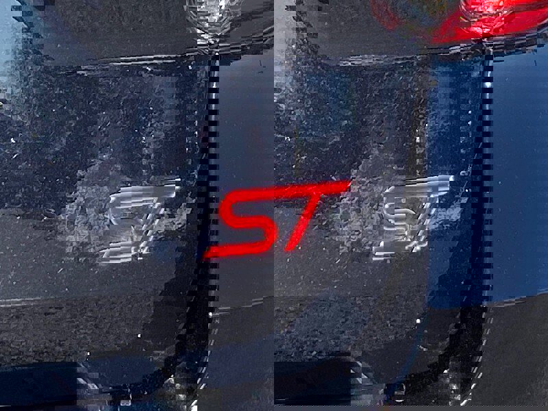 Certified 2020 Ford Explorer ST w/ ST Street Pack image 11