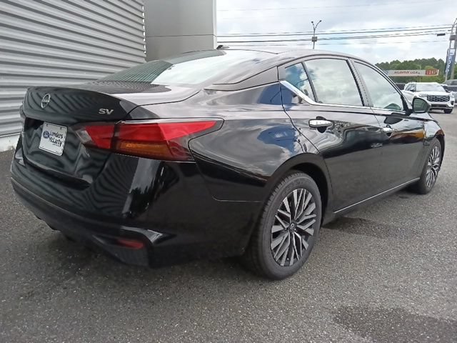 Used 2024 Nissan Altima 2.5 SV FWD image 3