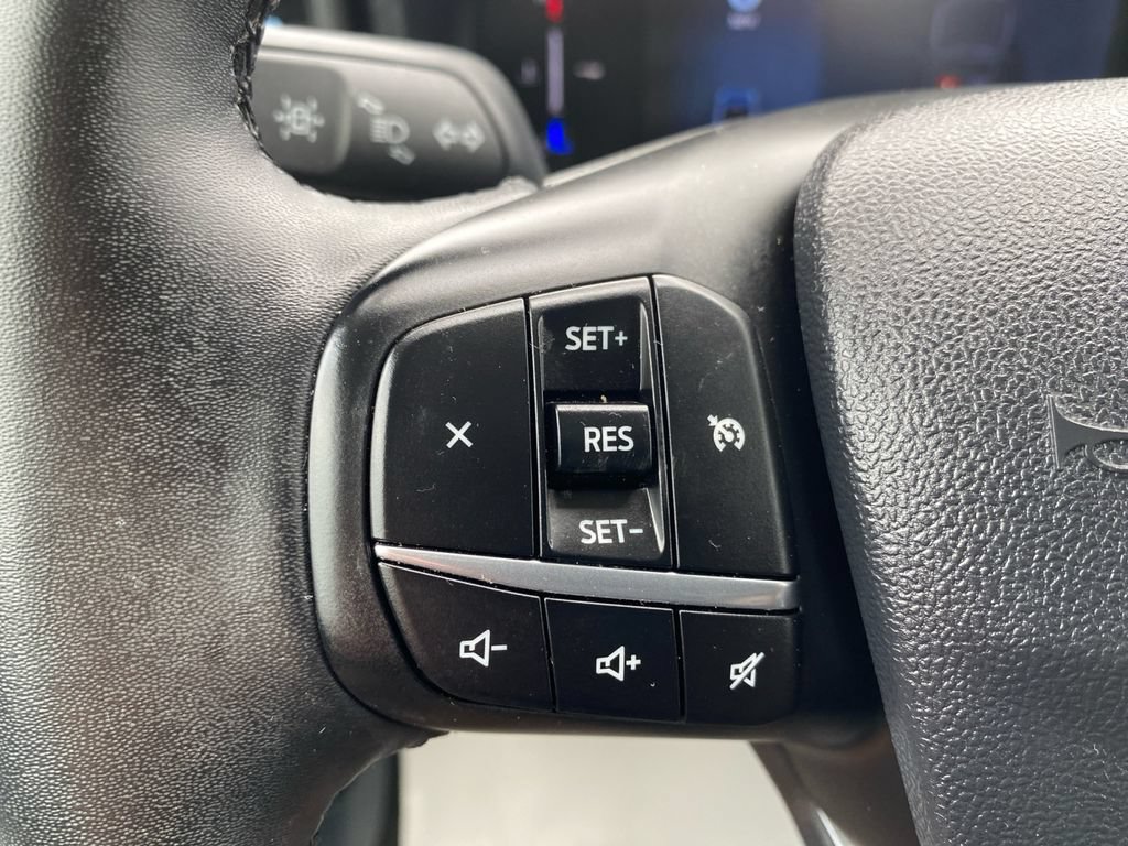 Certified 2025 Ford Maverick XLT w/ XLT Luxury Package AWD/4WD image 35