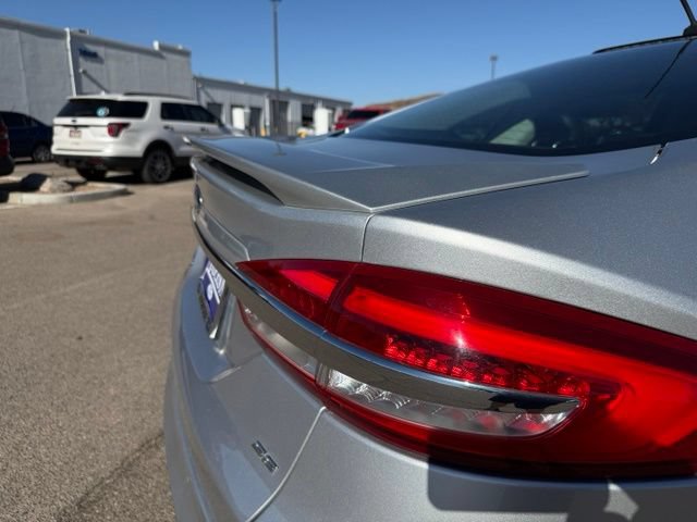 Certified 2018 Ford Fusion SE w/ Equipment Group 201A FWD image 6