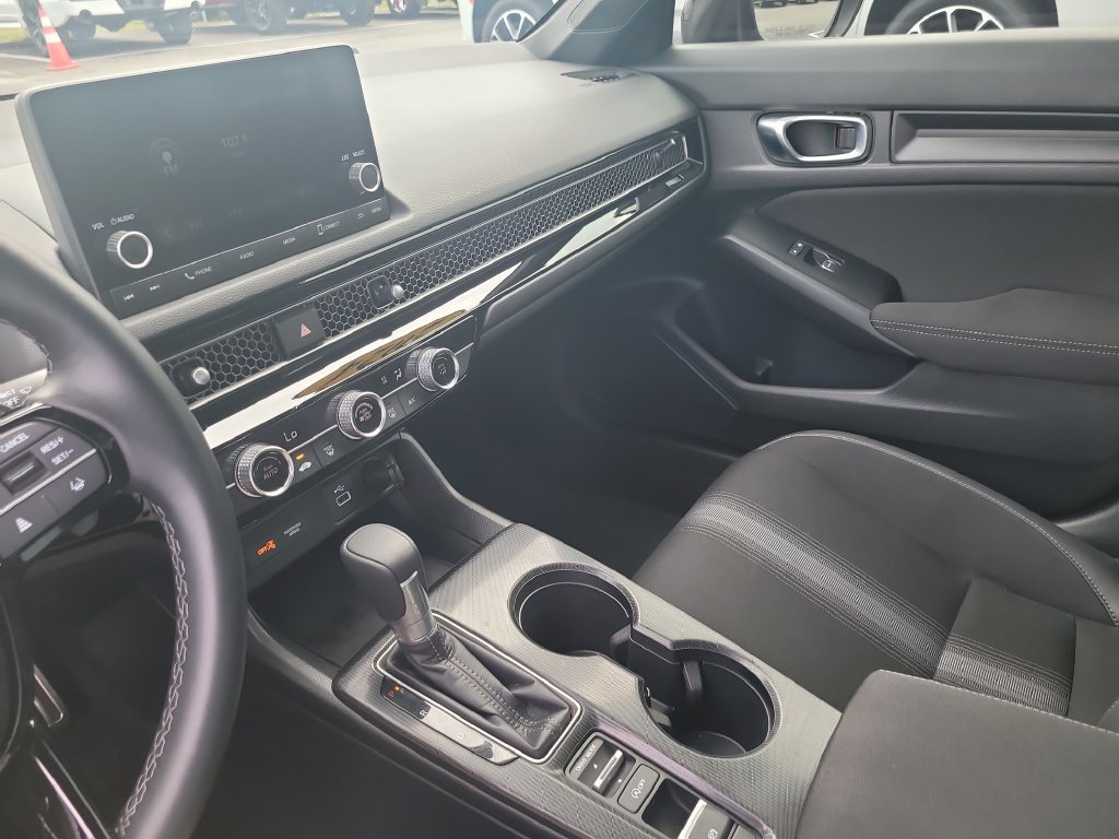 Used 2024 Honda Civic Sport image 17