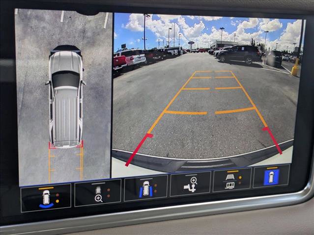 Used 2024 GMC Yukon XL Denali image 14