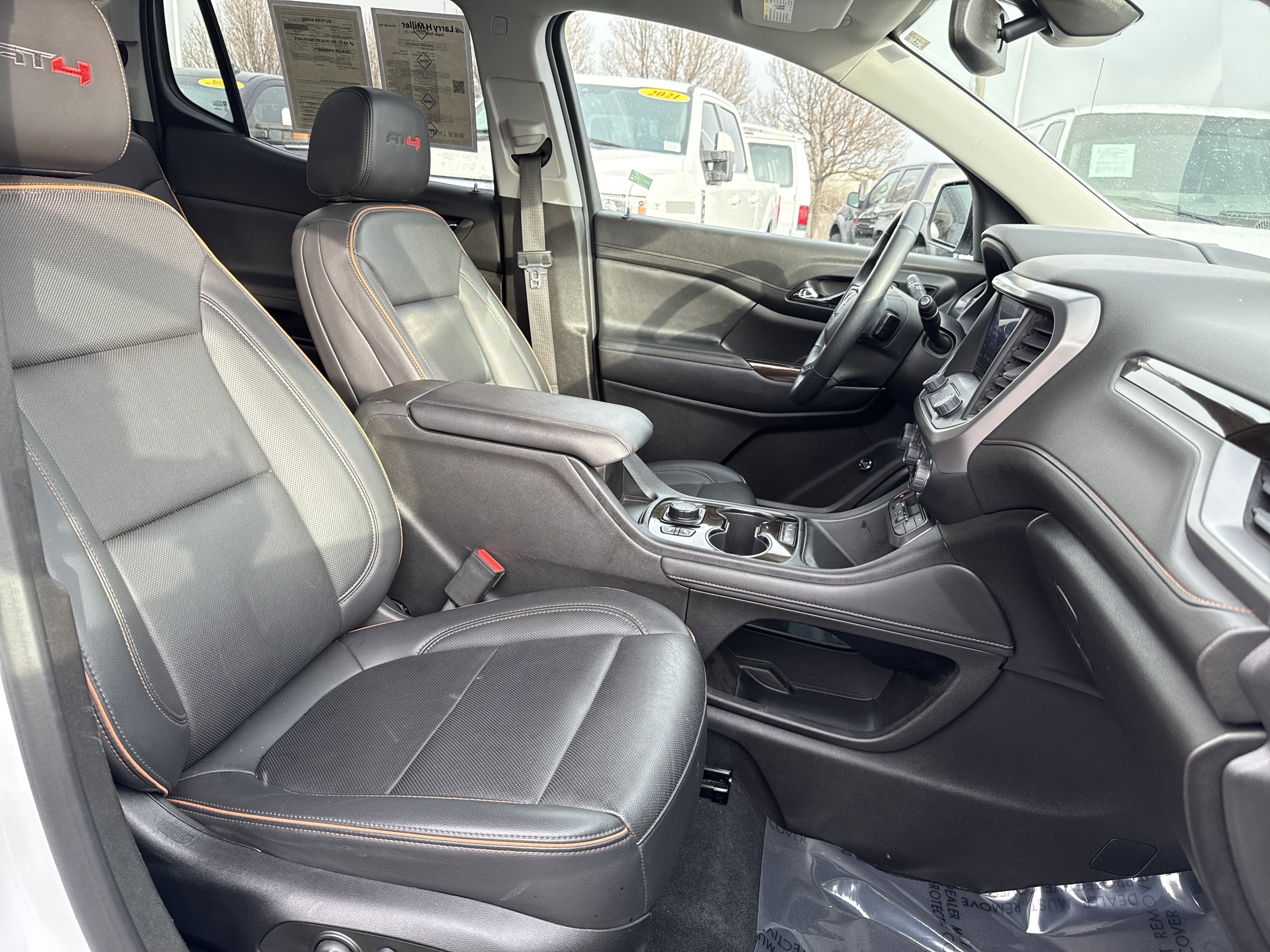 Used 2023 GMC Acadia AT4 w/ Technology Package image 30