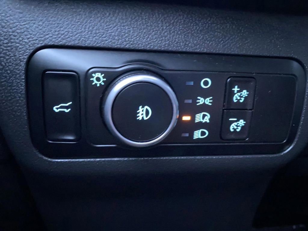 Certified 2025 Ford Escape Platinum image 30