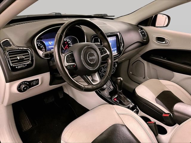 Used 2018 Jeep Compass Limited w/ Safe & Security Group AWD/4WD image 12