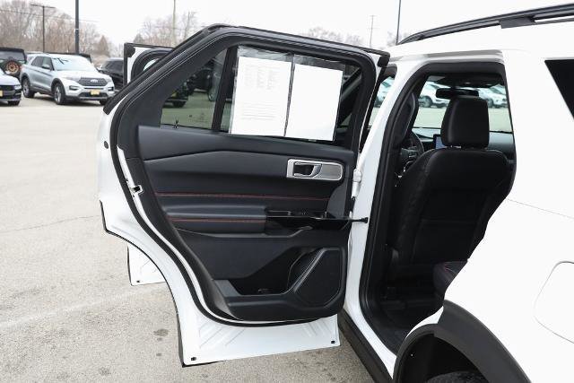 Certified 2023 Ford Explorer ST-Line w/ Class IV Trailer Tow Package image 30