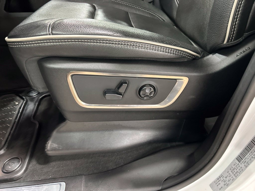 Used 2019 RAM 1500 Limited AWD/4WD image 11