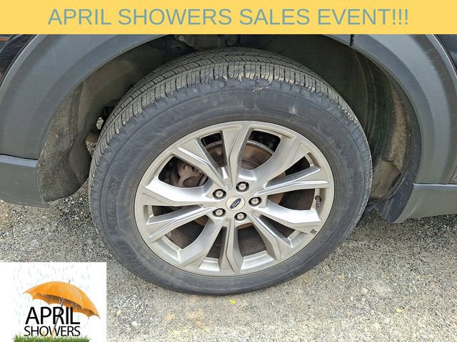 Certified 2022 Ford Explorer XLT w/ Equipment Group 202A image 9