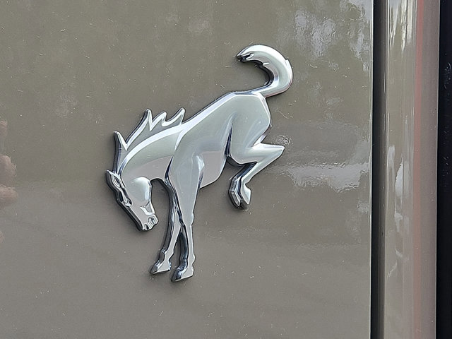 Certified 2025 Ford Bronco Outer Banks AWD/4WD image 38