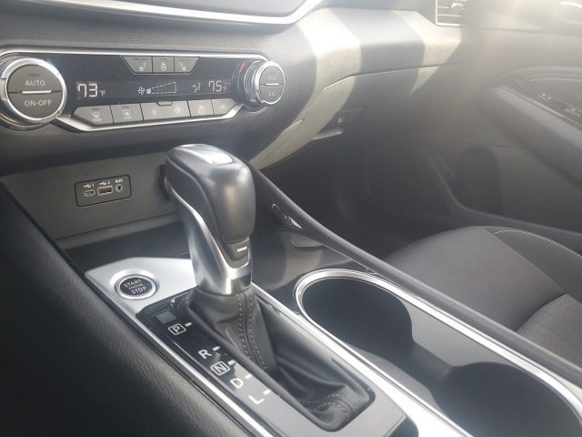 Used 2020 Nissan Altima 2.5 SV image 38