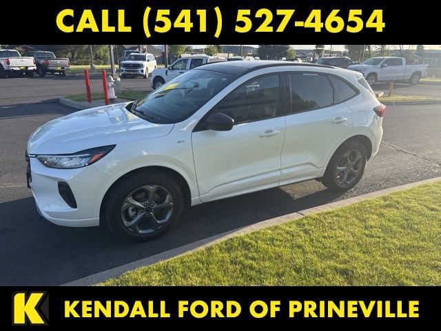 Certified 2024 Ford Escape ST-Line w/ Tech Pack #1 AWD/4WD image 5