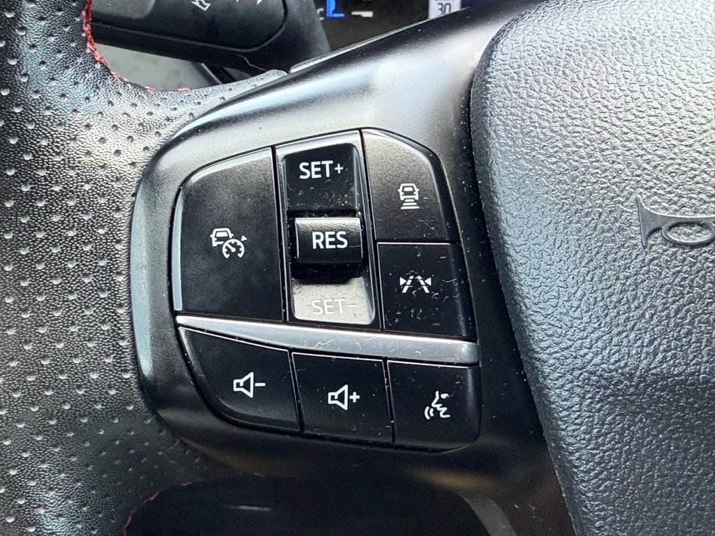 Certified 2023 Ford Escape ST-Line w/ Tech Pack #1 AWD/4WD image 25