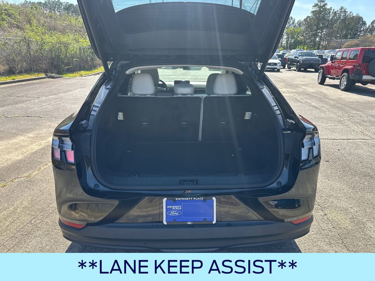 Certified 2025 Ford Mustang Mach-E Premium image 21