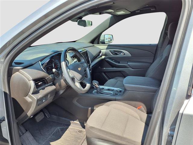 Used 2023 Chevrolet Traverse LT FWD image 19