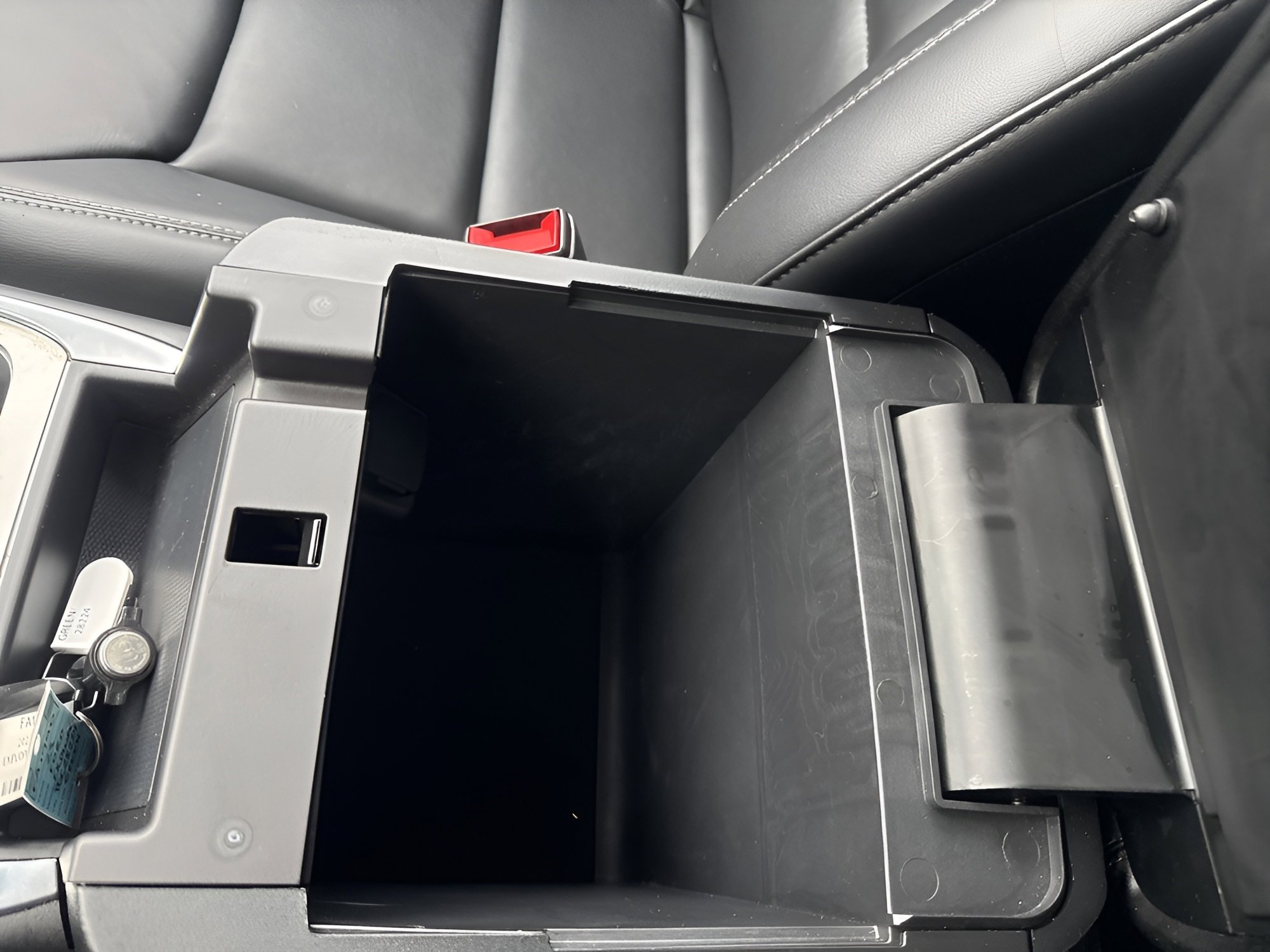 Certified 2023 Ford Explorer XLT w/ Equipment Group 202A image 41