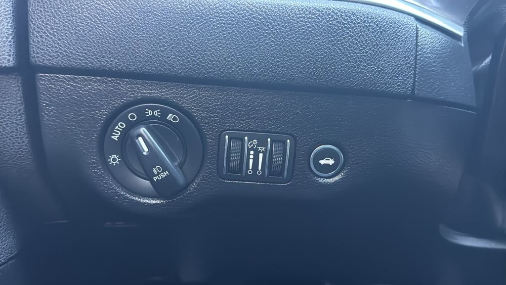Used 2019 Dodge Charger GT w/ Driver Confidence Group RWD image 17