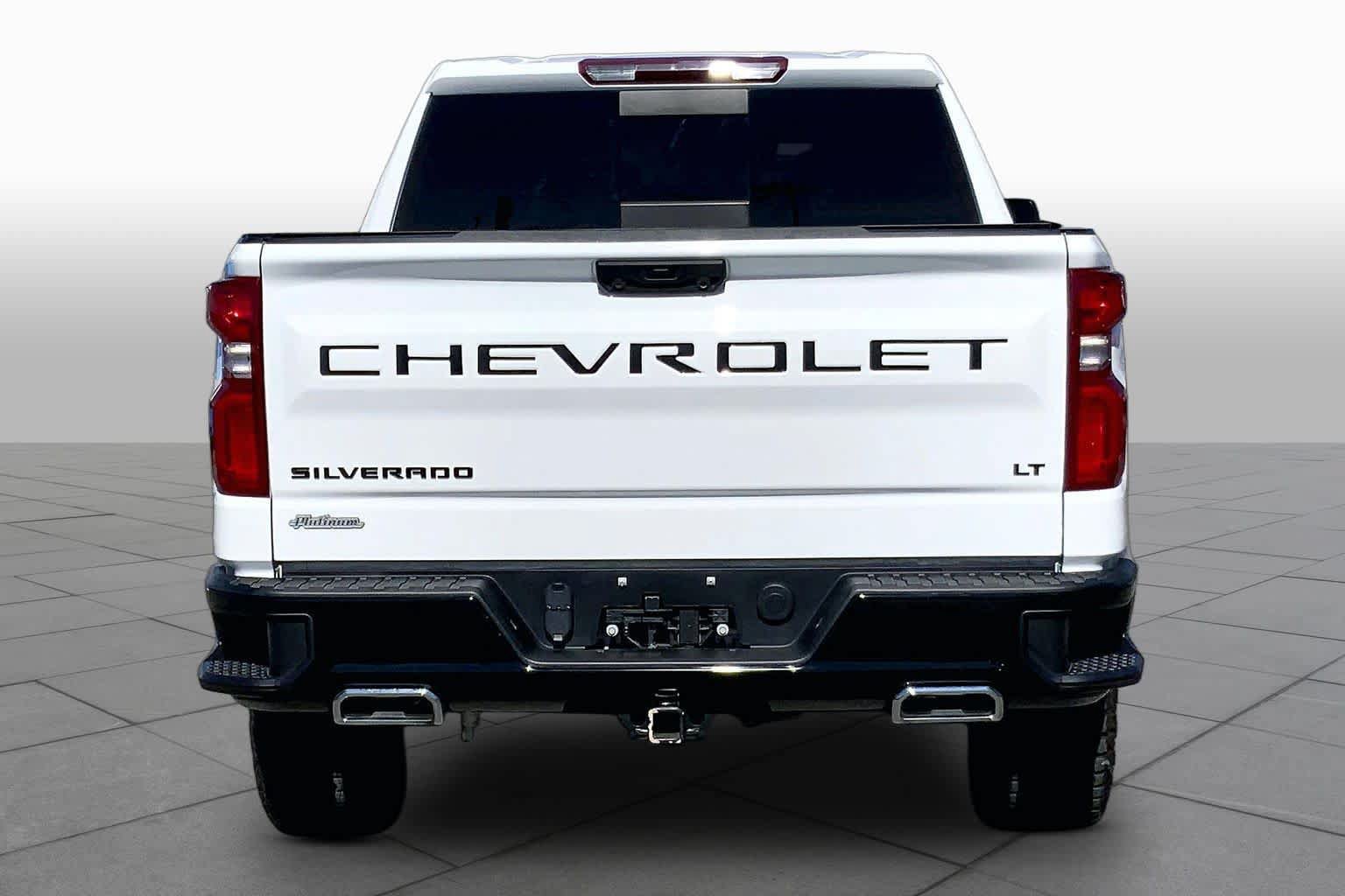 Used 2024 Chevrolet Silverado 1500 LT Trail Boss w/ Convenience Package II AWD/4WD image 5