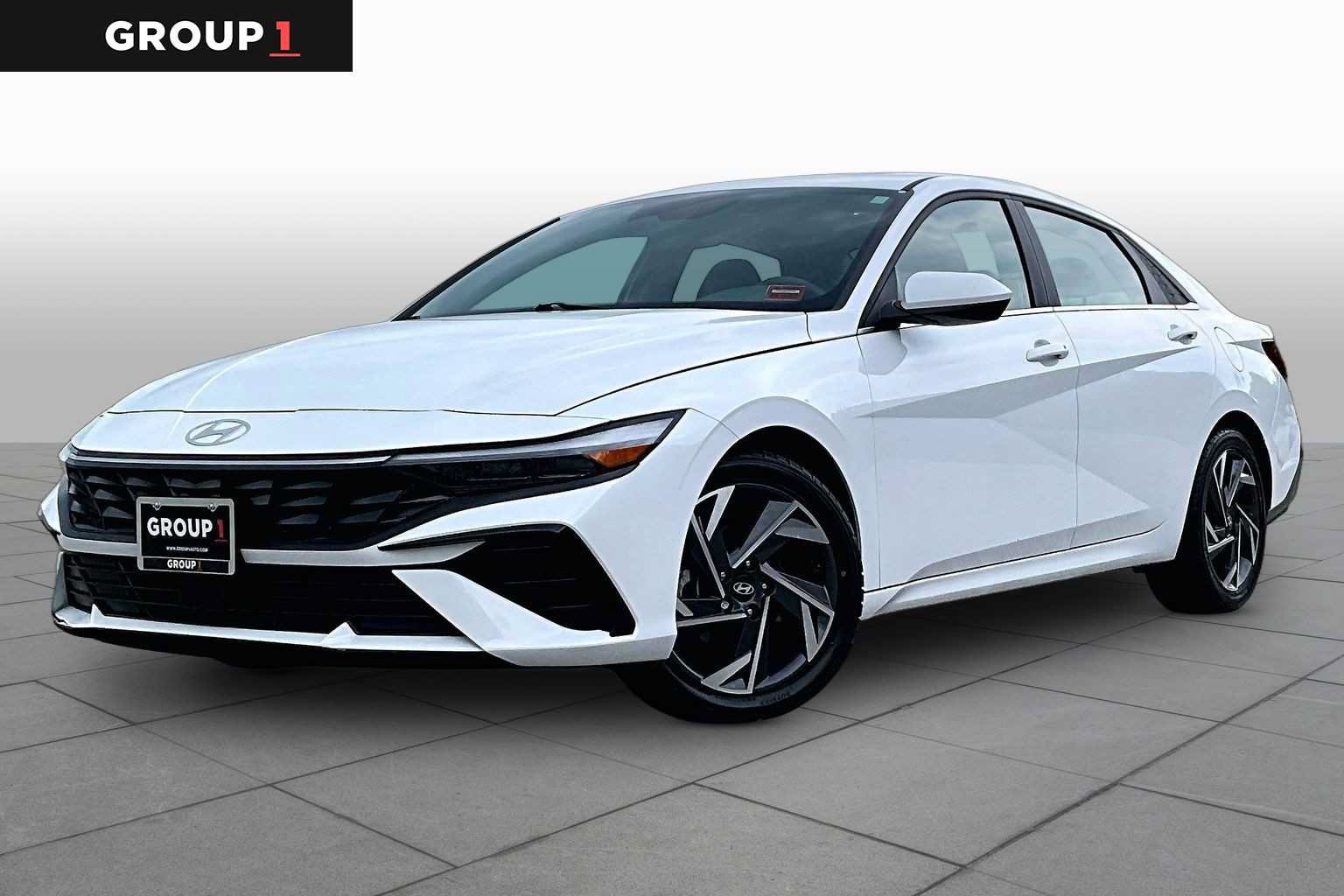Used 2024 Hyundai Elantra SEL w/ Convenience Package FWD image 1