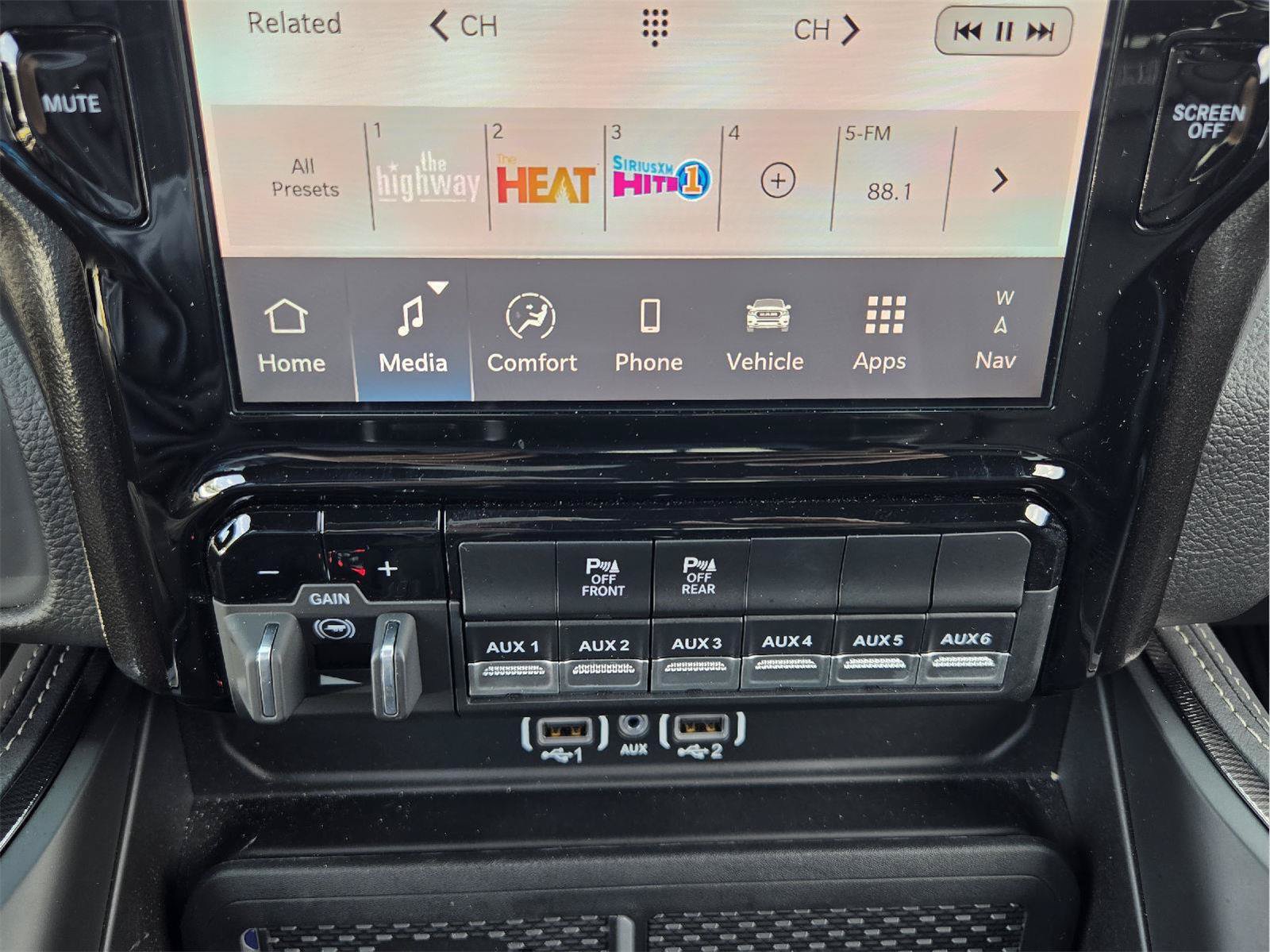 Used 2026 RAM 1500 RHO AWD/4WD image 17