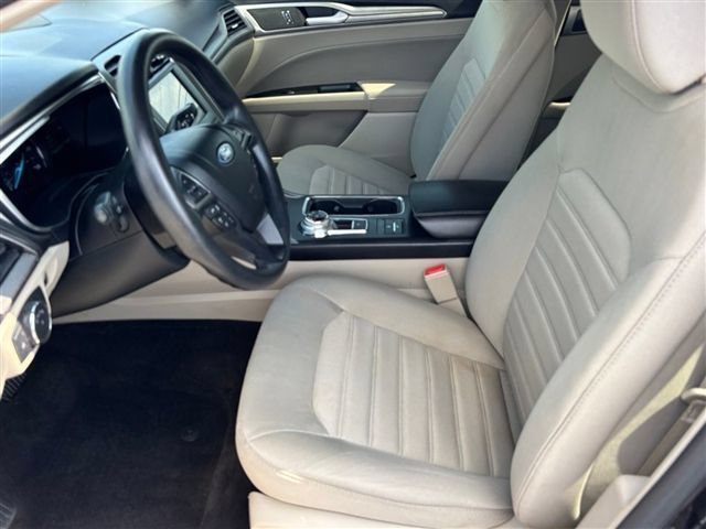 Certified 2020 Ford Fusion SE FWD image 16