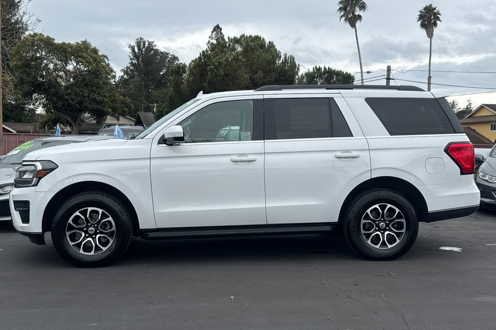 Certified 2024 Ford Expedition XLT AWD/4WD image 31