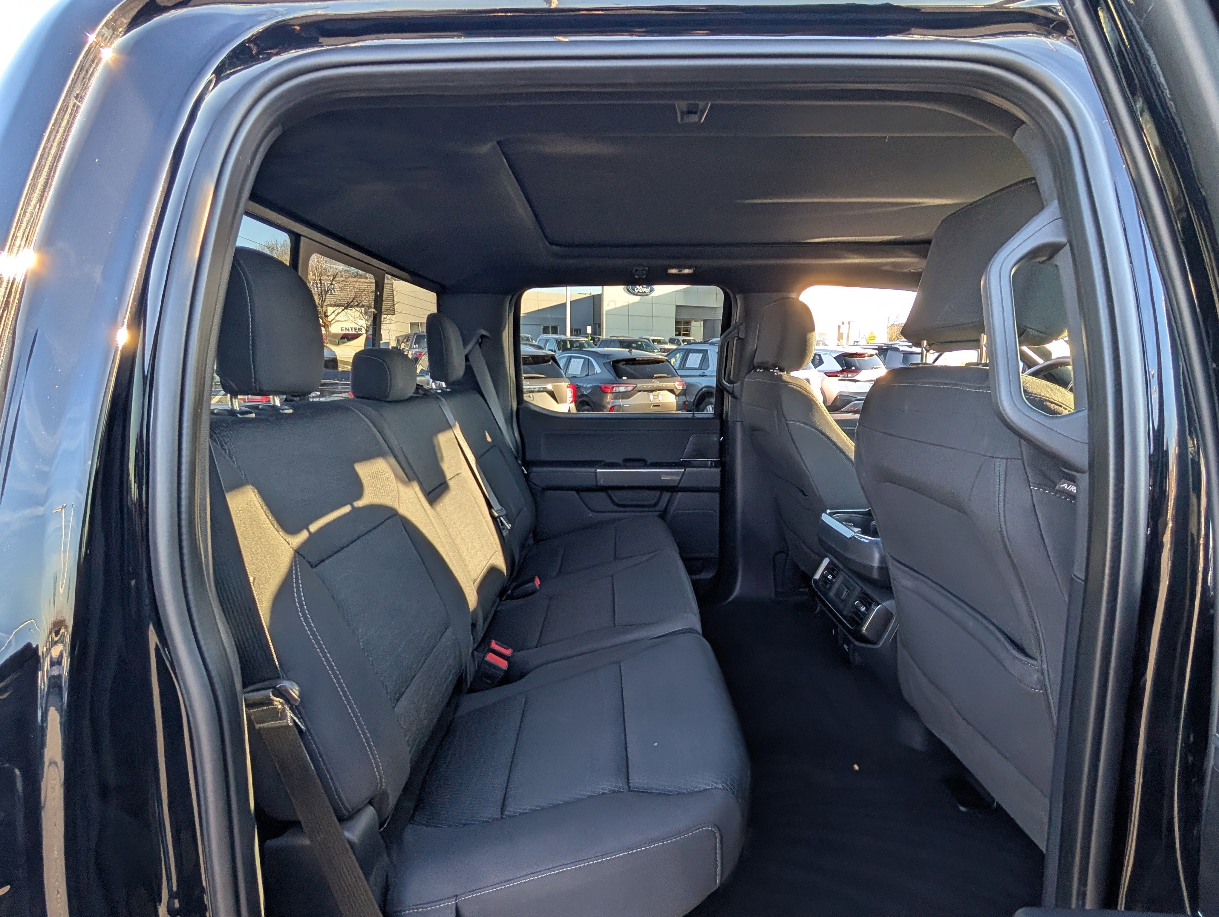 Certified 2022 Ford F150 XLT w/ Equipment Group 302A High image 11