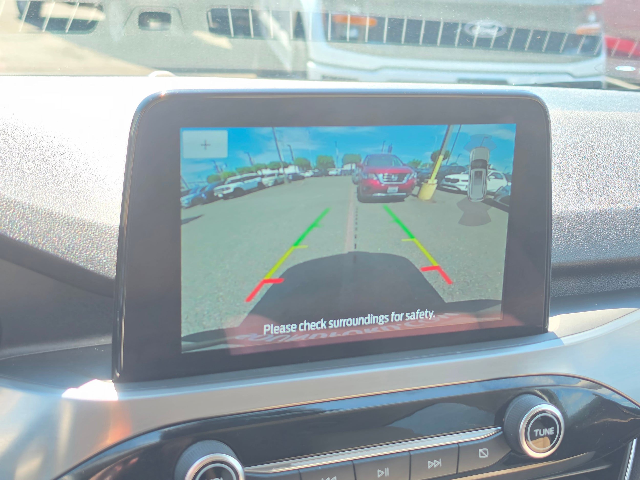 Certified 2022 Ford Escape Titanium AWD/4WD image 27