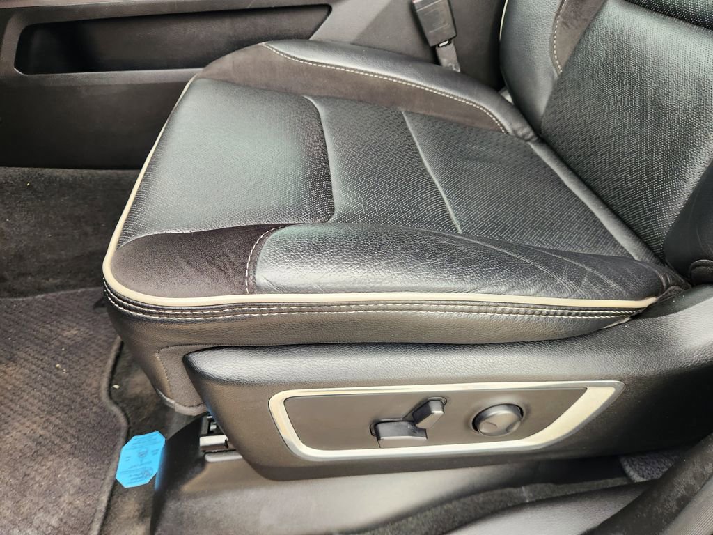 Used 2023 RAM 1500 Laramie image 25