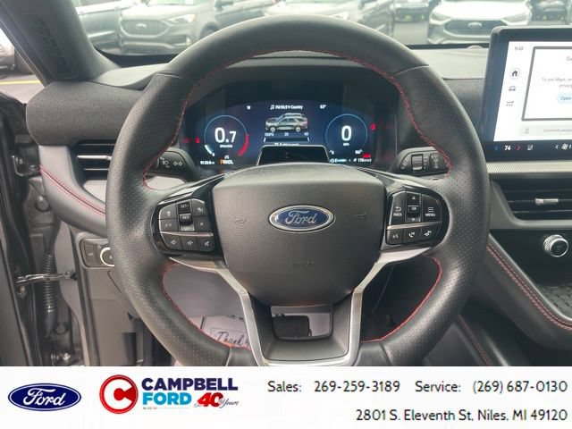 Certified 2025 Ford Explorer ST-Line w/ Premium Package AWD/4WD image 16