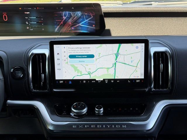 Certified 2025 Ford Expedition Platinum w/ Stealth Appearance Package image 11