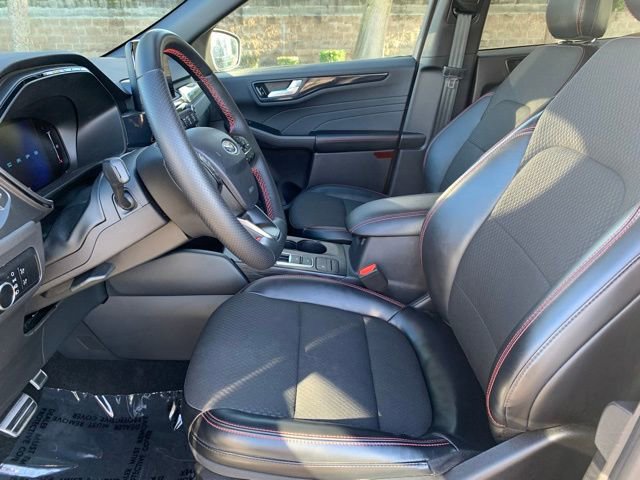 Certified 2024 Ford Escape ST-Line w/ Equipment Group 301A image 12