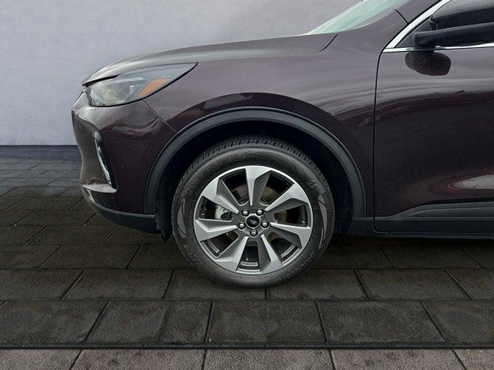 Certified 2023 Ford Escape Platinum AWD/4WD image 26