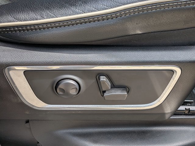 Used 2022 RAM 1500 Laramie w/ Trailer Tow Group image 35