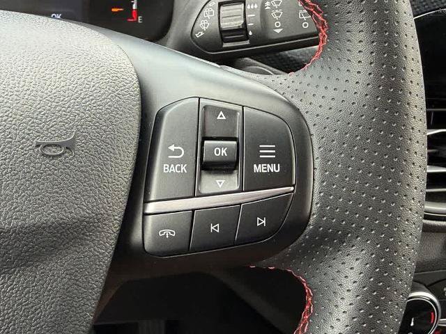 Certified 2025 Ford Escape ST-Line Select AWD/4WD image 16