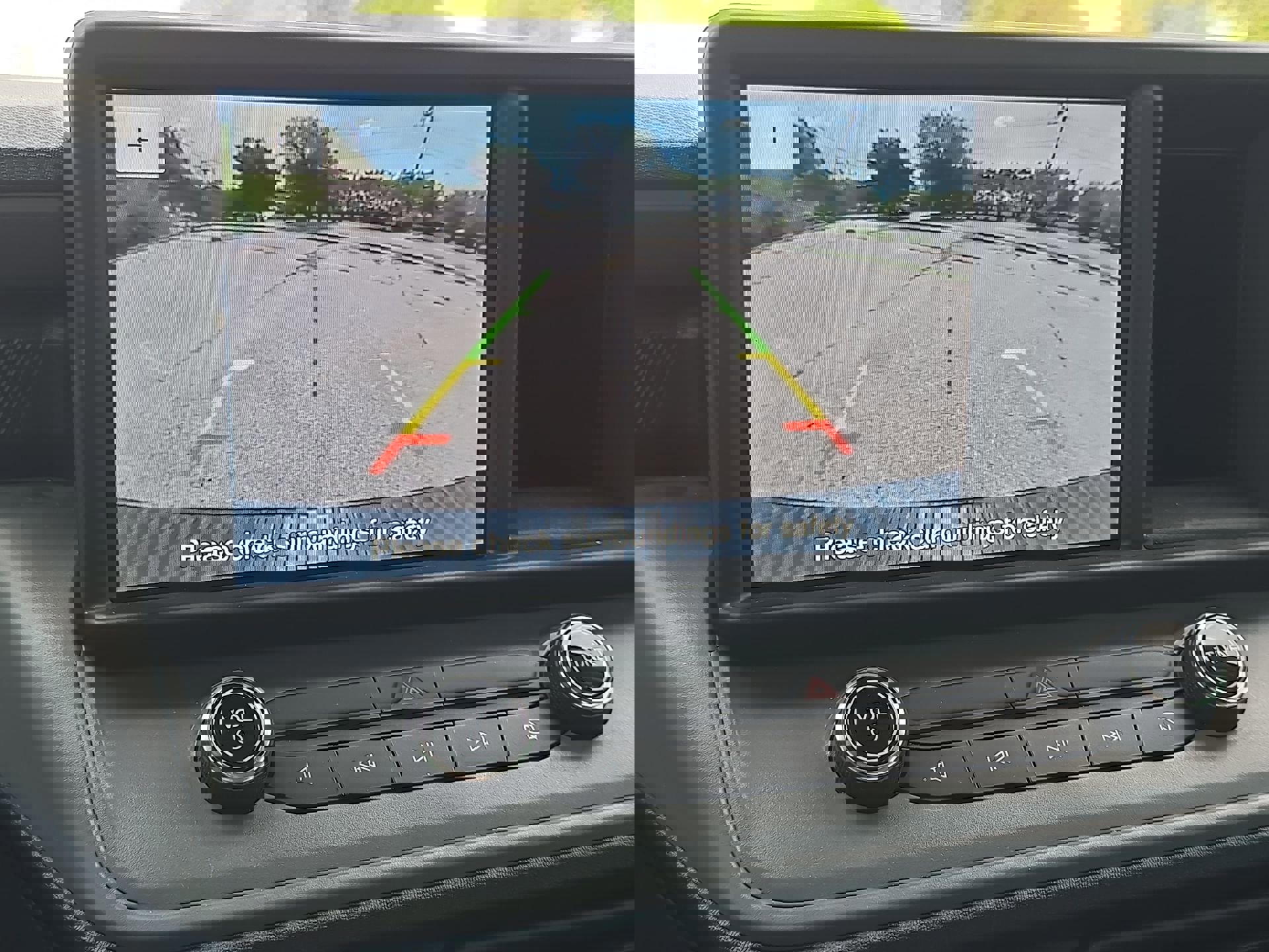 Certified 2024 Ford Maverick XLT w/ XLT Luxury Package image 17