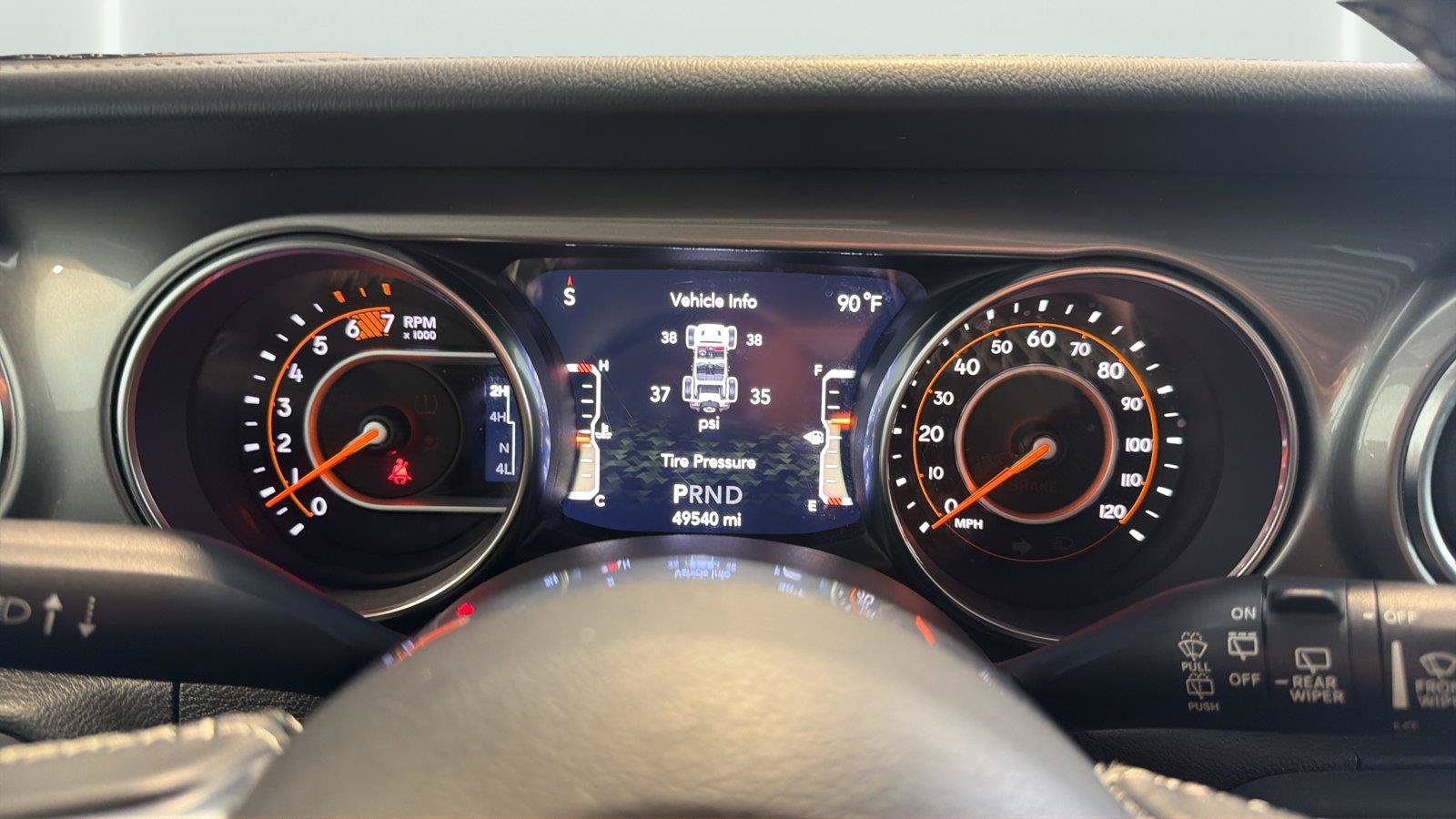 Used 2019 Jeep Wrangler Unlimited Sahara w/ Cold Weather Group AWD/4WD image 15
