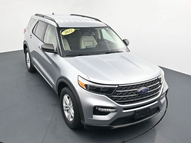 Certified 2022 Ford Explorer XLT w/ Equipment Group 202A AWD/4WD image 29