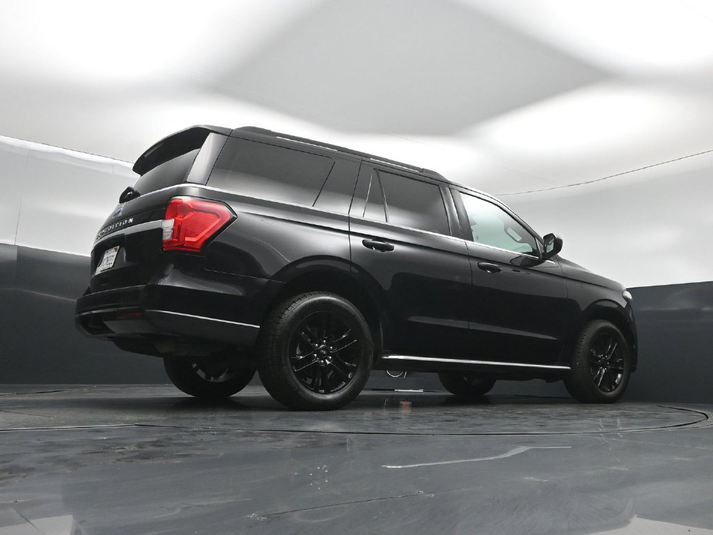 Certified 2022 Ford Expedition XLT RWD image 50