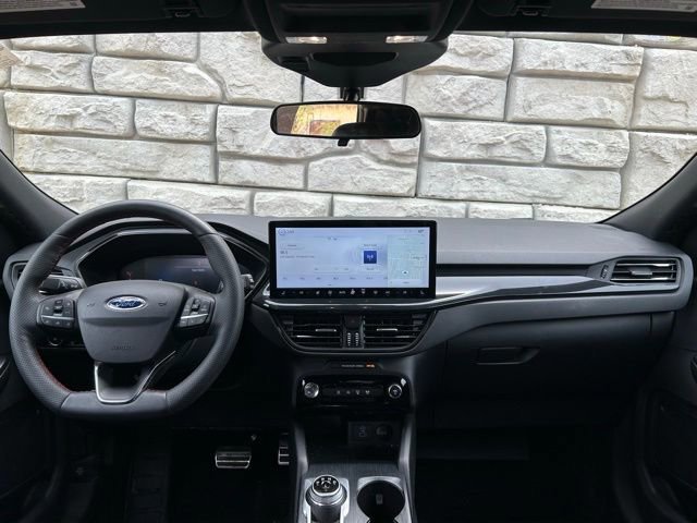 Certified 2023 Ford Escape ST-Line Select w/ Tech Pack #1 AWD/4WD image 10