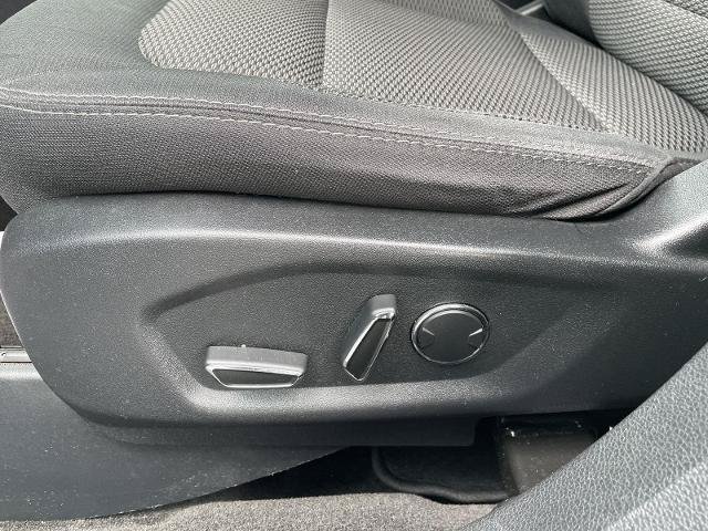 Certified 2018 Ford Explorer XLT FWD image 11