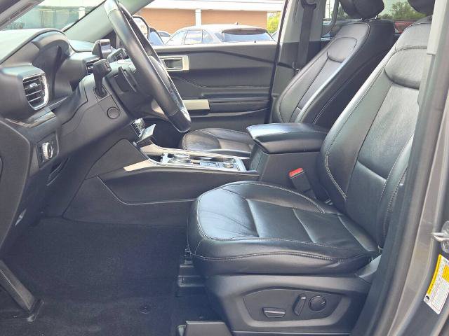 Certified 2021 Ford Explorer Limited w/ Equipment Group 301A AWD/4WD image 23