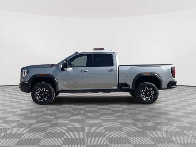 Used 2025 GMC Sierra 2500 AT4X AWD/4WD image 2