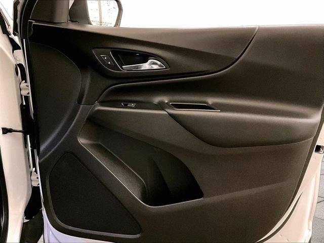 Used 2020 Chevrolet Equinox LT FWD image 23
