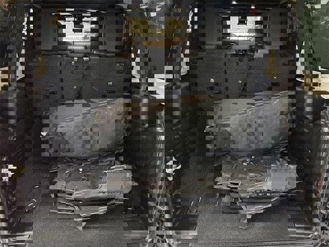 Used 2024 Jeep Wrangler Unlimited Sahara w/ Safety Group image 13