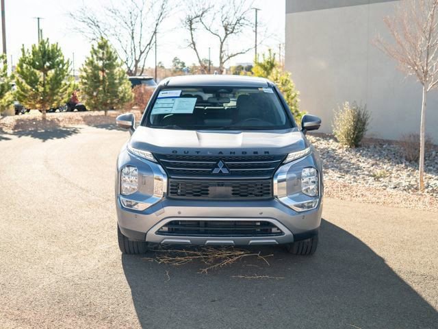 Used 2022 Mitsubishi Outlander SE AWD/4WD image 15