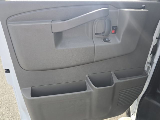 Used 2024 Chevrolet Express 2500 w/ Driver Convenience Package image 26