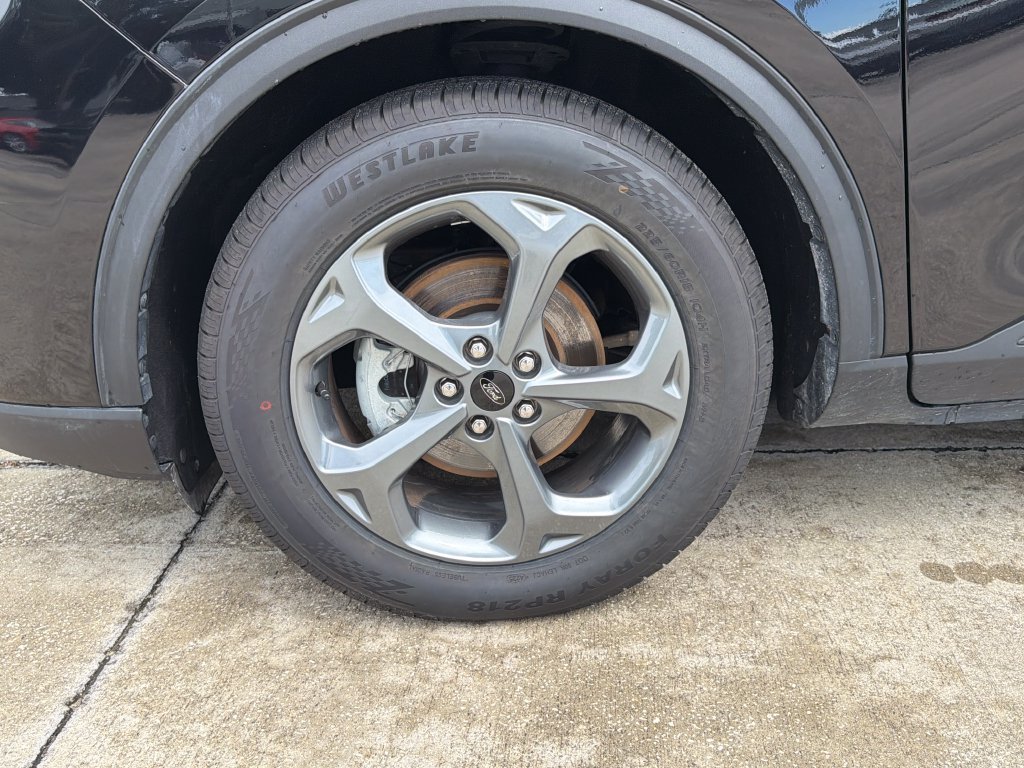 Certified 2025 Ford Escape ST-Line FWD image 12